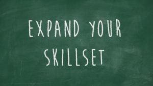 How to Make the Most of Online Groups to Expand Your Skill Set